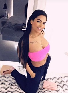 Valery - escort in Dubai Photo 17 of 21