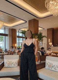Valeska Vail - escort in Cebu City Photo 6 of 14