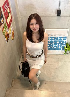 Vallen - puta in Bali Photo 5 of 7