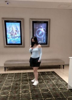 Vallen - escort in Bali Photo 3 of 9