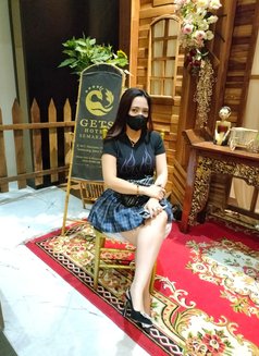 Vallen - escort in Bali Photo 4 of 9