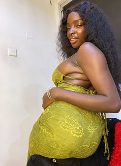 Valora - escort in Abuja Photo 4 of 6