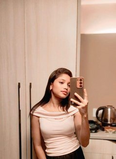 Vamika A genuine girl for pleasure meet - escort in Bangalore Photo 5 of 5