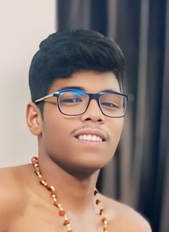 Vamshi - Acompañantes masculino in Hubballi Photo 2 of 3