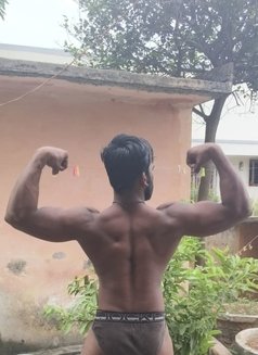 Vamshi Play Boy - Male escort in Hyderabad Photo 5 of 6