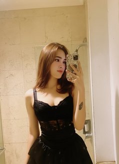 Vancca Ts - Intérprete transexual de adultos in Jakarta Photo 11 of 12