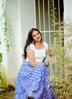 Vandana if You Want to Meet Let Me Know - puta in Thiruvananthapuram Photo 2 of 2