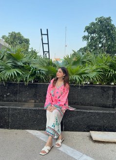 Vandana - escort in Ahmedabad Photo 1 of 8