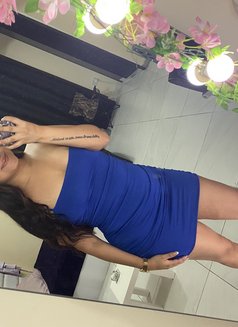 Vane - escort in Abu Dhabi Photo 3 of 3