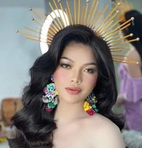 QUEEN VANESS FOR GANGBANG PARTY - Transsexual escort in Bangkok