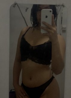 Vanessa - Transsexual escort in Manila Photo 1 of 5