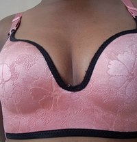 Vanessa - puta in Nairobi