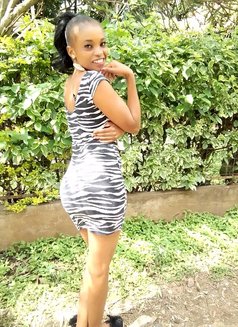 Vanessa - puta in Nairobi Photo 3 of 3