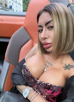 Vanessa - puta in Dubai Photo 16 of 16