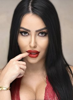 Vanessa Ruben - escort in Dubai Photo 2 of 10