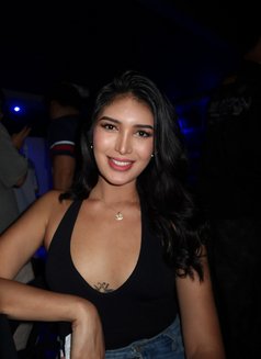 Vanessa Russel - Acompañantes transexual in Manila Photo 2 of 6