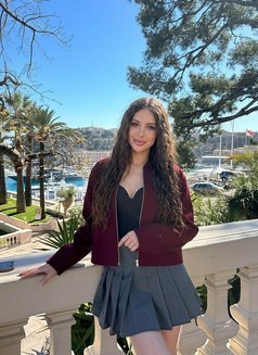 Vanessa - escort in Dubai Photo 1 of 7
