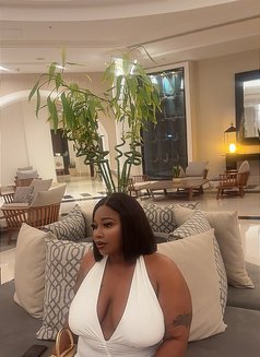 Vanessa - puta in Şalālah Photo 1 of 4