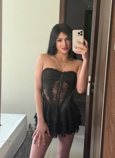 VANESSA TOP LATINA HUGE&HARD COCK - Acompañantes transexual in Dubai Photo 9 of 9