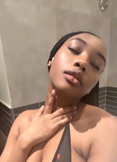 Vanessa X🩵 - puta in Dubai Photo 1 of 4