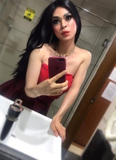 vanessaWorldwide Dominant Top - Transsexual escort in Singapore Photo 8 of 12