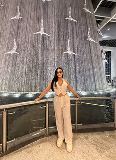 Vanesza Vvip Full Service - Transsexual escort in Abu Dhabi Photo 6 of 12