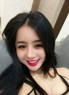 liuli #Very safe and clean - escort in Jeddah Photo 3 of 4