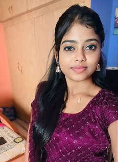 Vani a 18 Year Girl Hot and Sexy Figure - escort in Kochi Photo 4 of 4