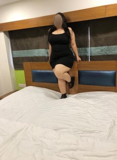 Vani Bhtra - escort in Rajkot Photo 4 of 5