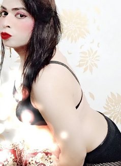 Vani - Acompañantes transexual in New Delhi Photo 2 of 2