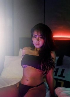 VANIA QUEEN OF BLOWJOB - escort in Bali Photo 16 of 18