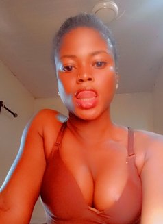 Vanilla Babe - escort in Accra Photo 7 of 13