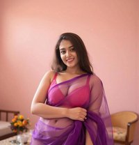 Vanita - puta in Ahmedabad