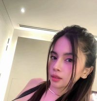 Vannah - escort in Singapore