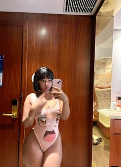 Vanny - escort in Kuala Lumpur Photo 3 of 7