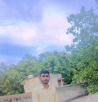 Vansh - Male escort in New Delhi
