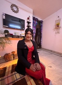 Vanshika 22 - Acompañantes transexual in New Delhi Photo 2 of 5
