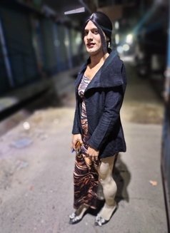 Vanshika 22 - Acompañantes transexual in New Delhi Photo 4 of 5