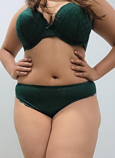 Vanshika 24 Independent, Elegant 🥰 - escort in New Delhi Photo 22 of 23