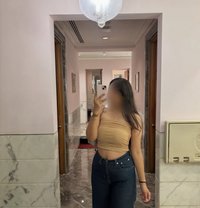 Vanshika꧁𓆩cam & Real Meet 𓆪꧂ - escort in Mumbai