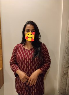 Vanshika Full Sarvice In - escort in Noida Photo 1 of 3