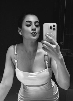 Vanshika Indian Companion - escort in Dubai Photo 7 of 7