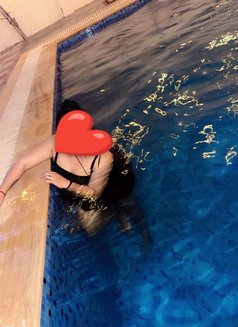 Vanshika - escort in Ahmedabad Photo 2 of 5