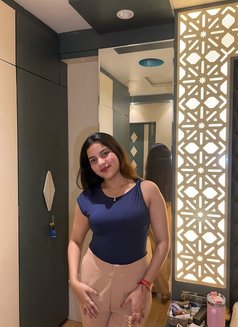 Vanshika - escort in Ahmedabad Photo 4 of 5