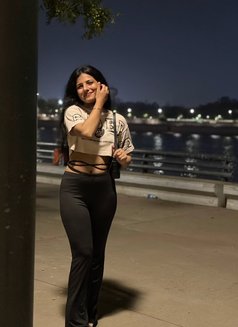Vanshika - escort in Ahmedabad Photo 2 of 4