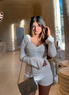 Vanshika - escort in Dubai Photo 2 of 4