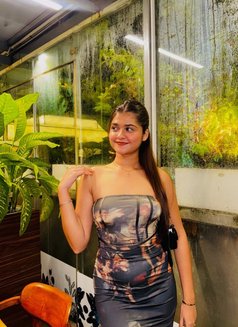 Vanshika - escort in Kochi Photo 1 of 3