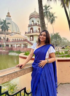 Vanshika - escort in Navi Mumbai Photo 1 of 2