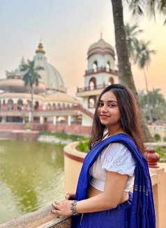 Vanshika - escort in Navi Mumbai Photo 2 of 2