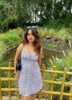Vanshika - escort in Pune Photo 3 of 4